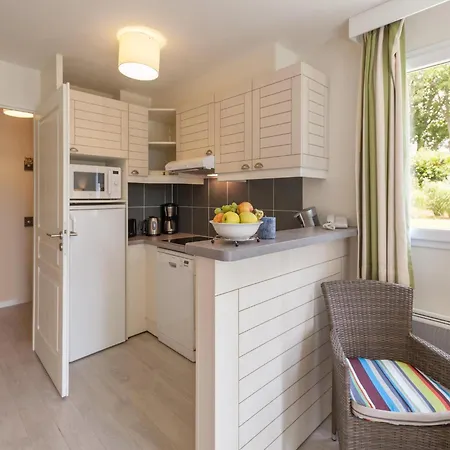 Chic Base With Pool In Tatil Evi *